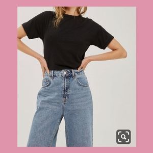 Long black T-shirt 🎀